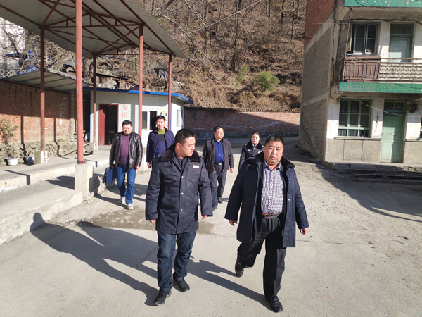 2019年“春運(yùn)”安全生產(chǎn)   隴運(yùn)集團(tuán)在行動(dòng)?。? onmousewheel=