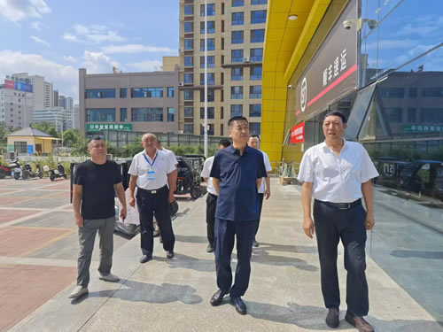 黨委書(shū)記、董事長(zhǎng)張宏偉在成縣片單位開(kāi)展工作調(diào)研